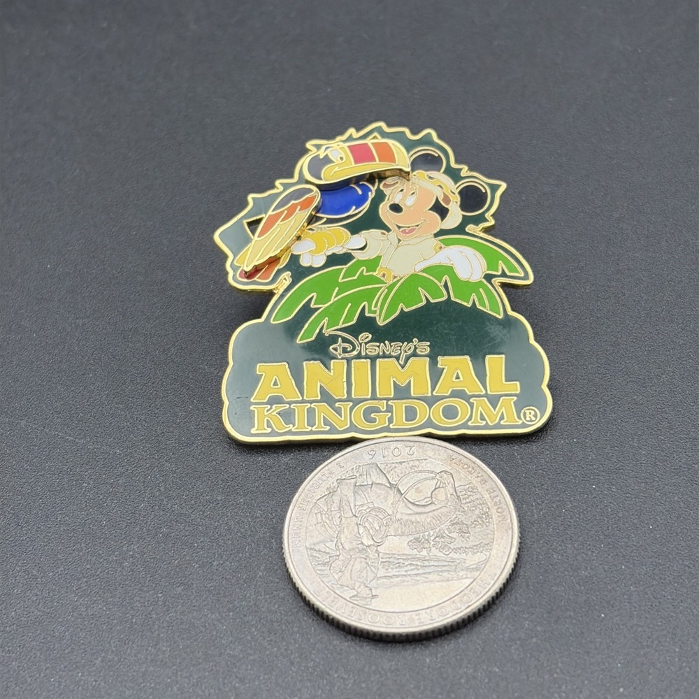 Disney World 2002 Animal Kingdom Mickey Mouse Safari Toucan Lapel Hat Pin - Picture 2 of 3